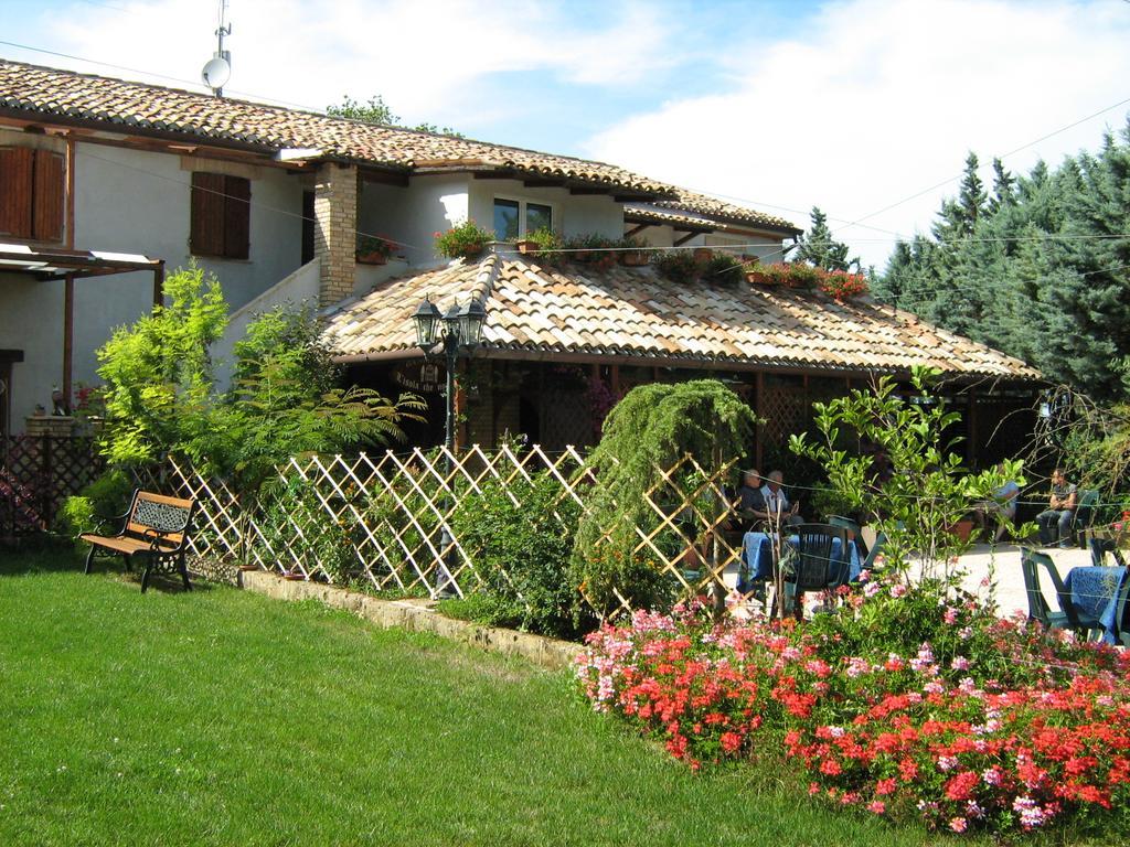 Country House "L'Isola Che Non C'E" Villa Ancona Eksteriør billede