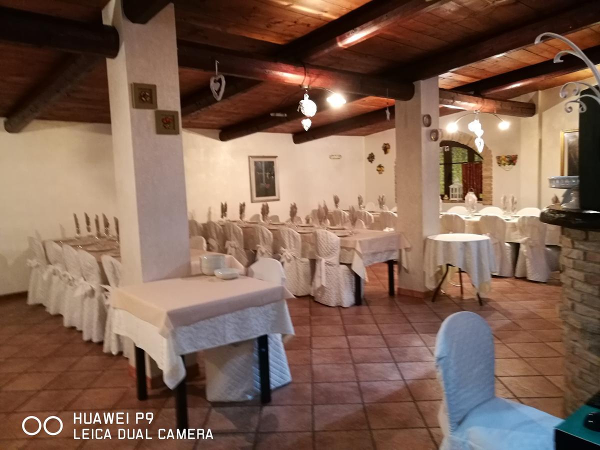 Country House "L'Isola Che Non C'E" Villa Ancona Eksteriør billede