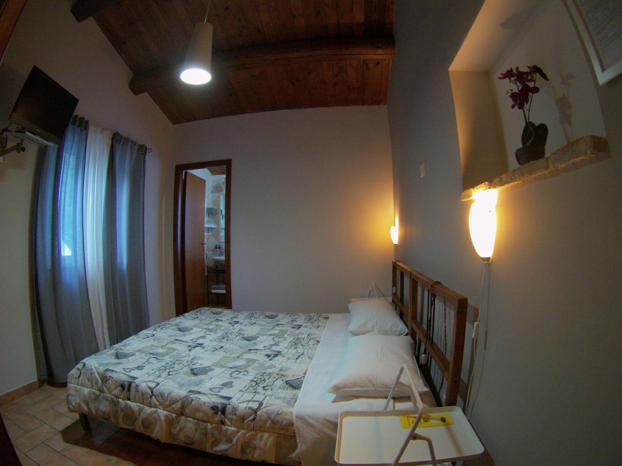 Country House "L'Isola Che Non C'E" Villa Ancona Eksteriør billede